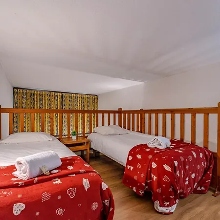 Cozy Duplex With Balcony, Parking & Mountain View - Le Silveralp *