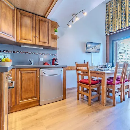 Cozy Duplex With Balcony, Parking & Mountain View - Le Silveralp アパート ヴァル・トランス