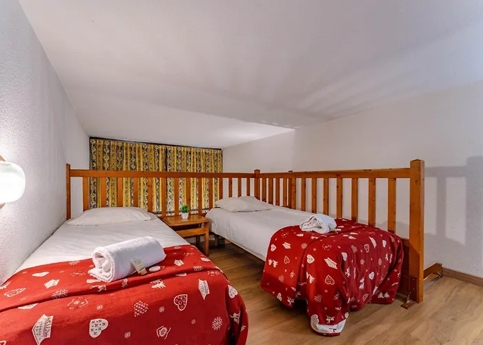 Cozy Duplex With Balcony, Parking & Mountain View - Le Silveralp *