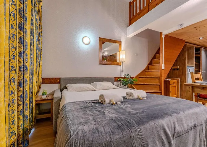 アパート Cozy Duplex With Balcony, Parking & Mountain View - Le Silveralp ヴァル・トランス